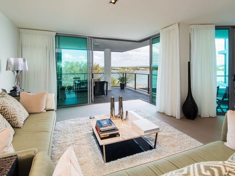 31202 Ephraim Island, Anglers Paradise QLD 4216