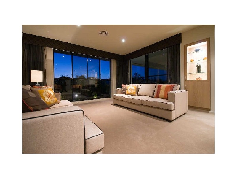 Sovereign Islands QLD 4216