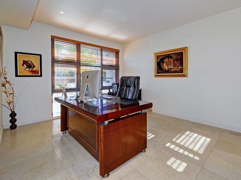 13 Parklane Terrace, Sovereign Islands QLD 4216