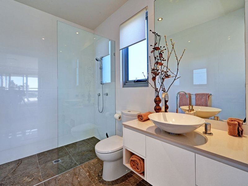 13 Parklane Terrace, Sovereign Islands QLD 4216