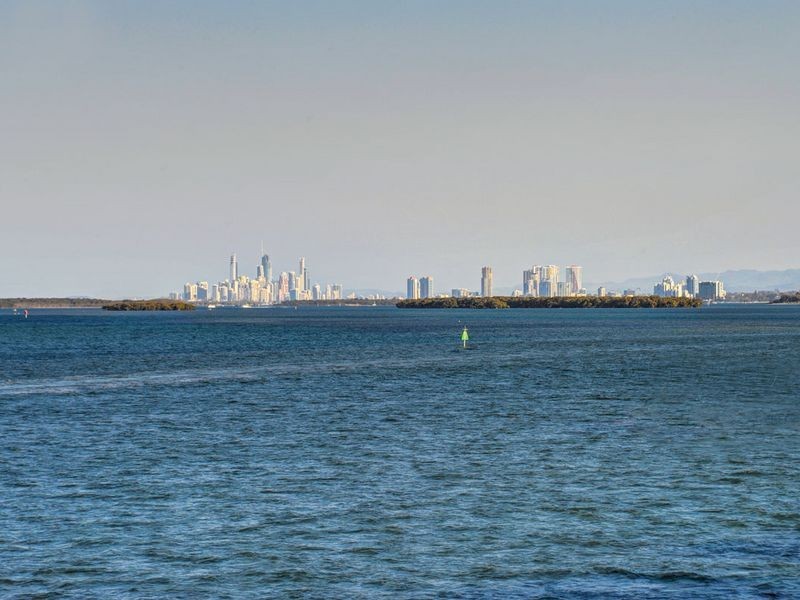 13 Parklane Terrace, Sovereign Islands QLD 4216