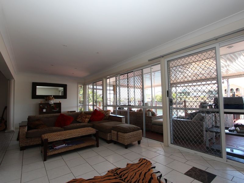 10 Matthew Flinders Drive, Hollywell QLD 4216