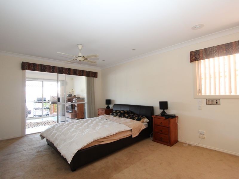 10 Matthew Flinders Drive, Hollywell QLD 4216