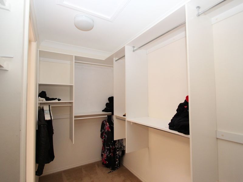 10 Matthew Flinders Drive, Hollywell QLD 4216