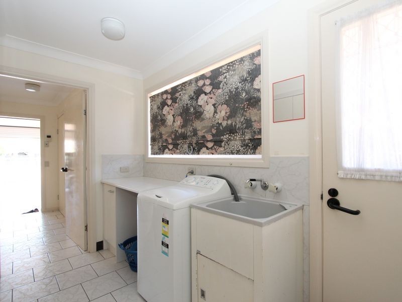 10 Matthew Flinders Drive, Hollywell QLD 4216