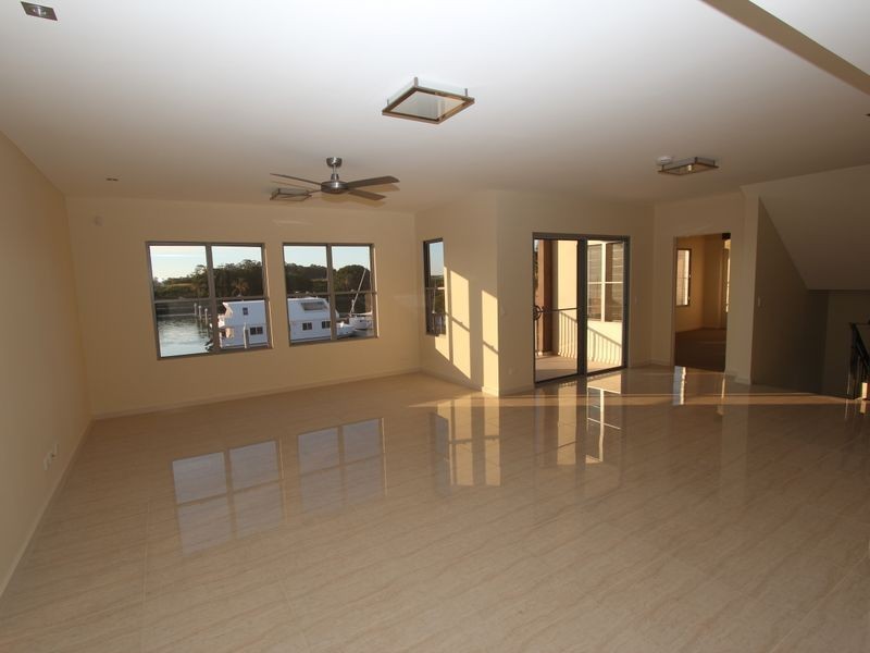 107/56 John Lund Drive, Hope Island QLD 4212