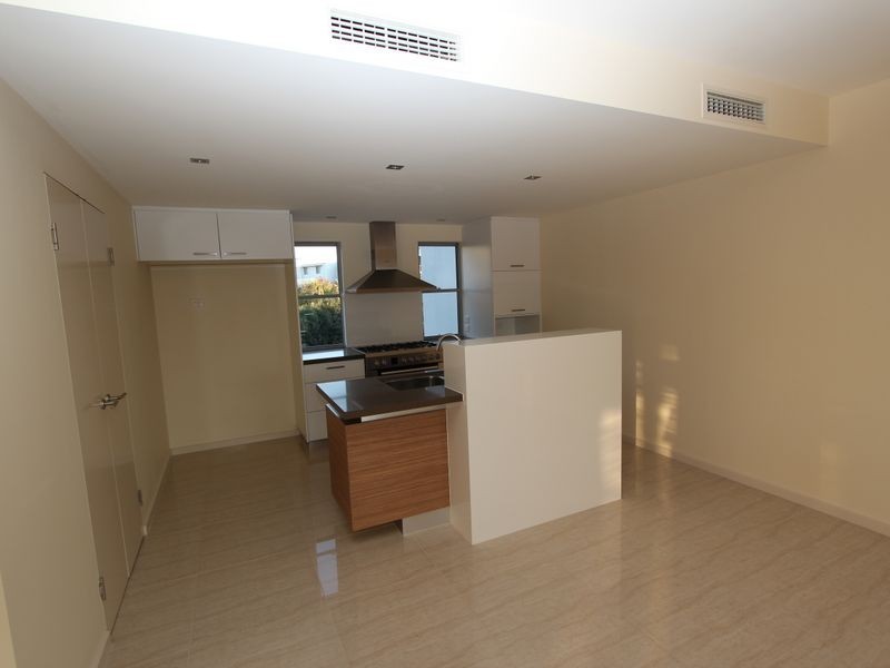 107/56 John Lund Drive, Hope Island QLD 4212