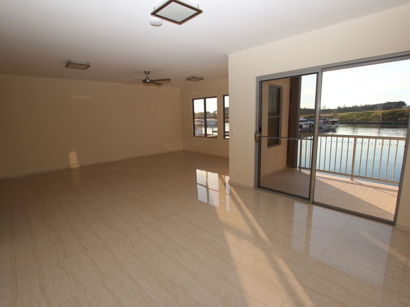 107/56 John Lund Drive, Hope Island QLD 4212