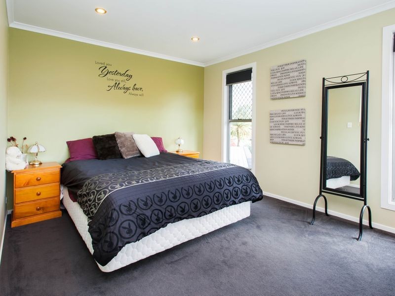 69 Turana Street, Coombabah QLD 4216