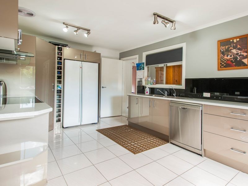 69 Turana Street, Coombabah QLD 4216