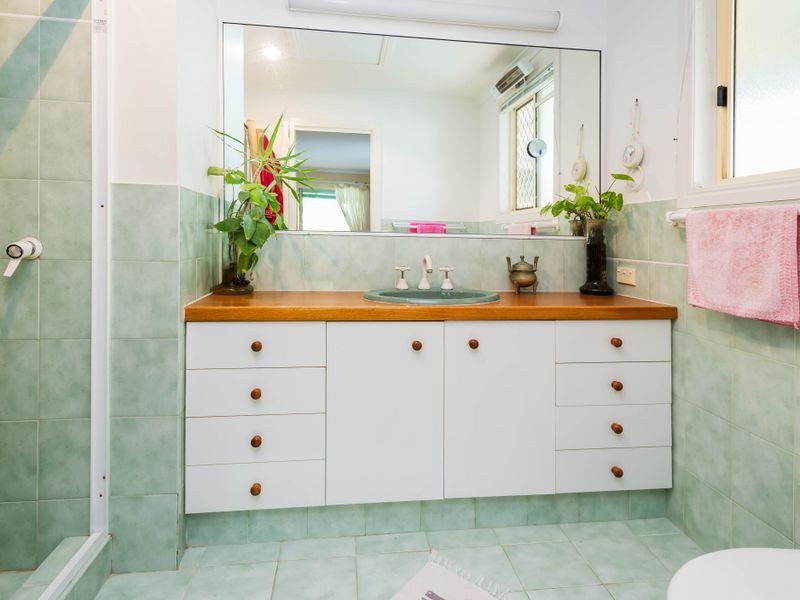 123 Sheehan Avenue, Hope Island QLD 4212