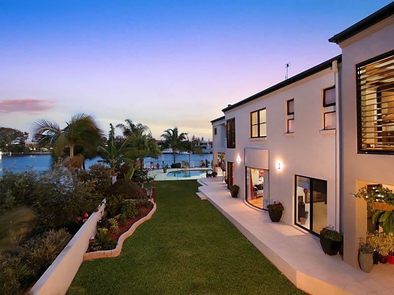 38 Paradise Island, Surfers Paradise QLD 4217