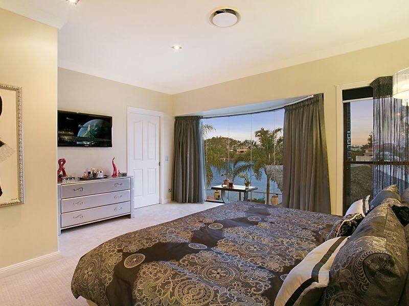 38 Paradise Island, Surfers Paradise QLD 4217