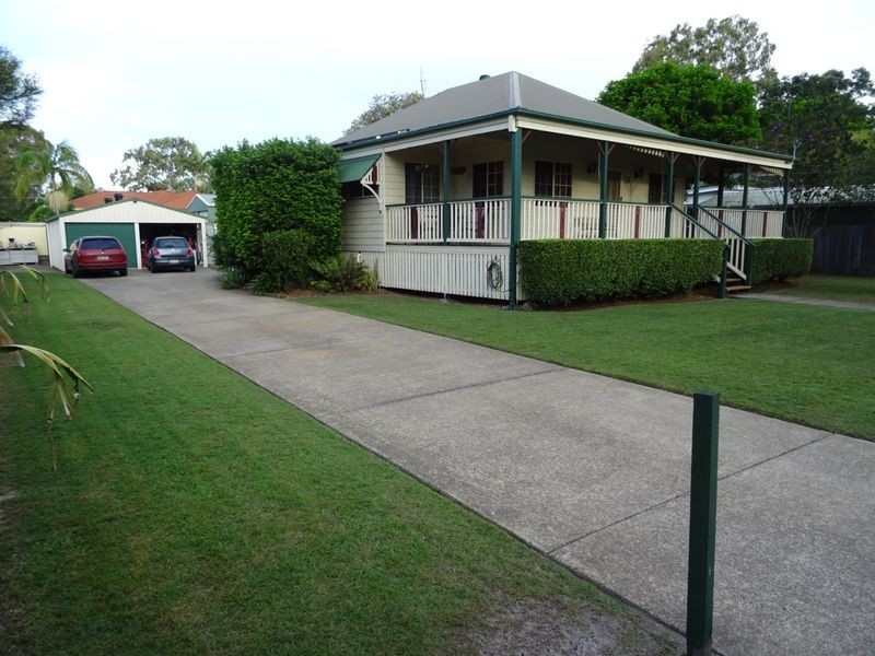 26 Crescent Avenue, Hope Island QLD 4212