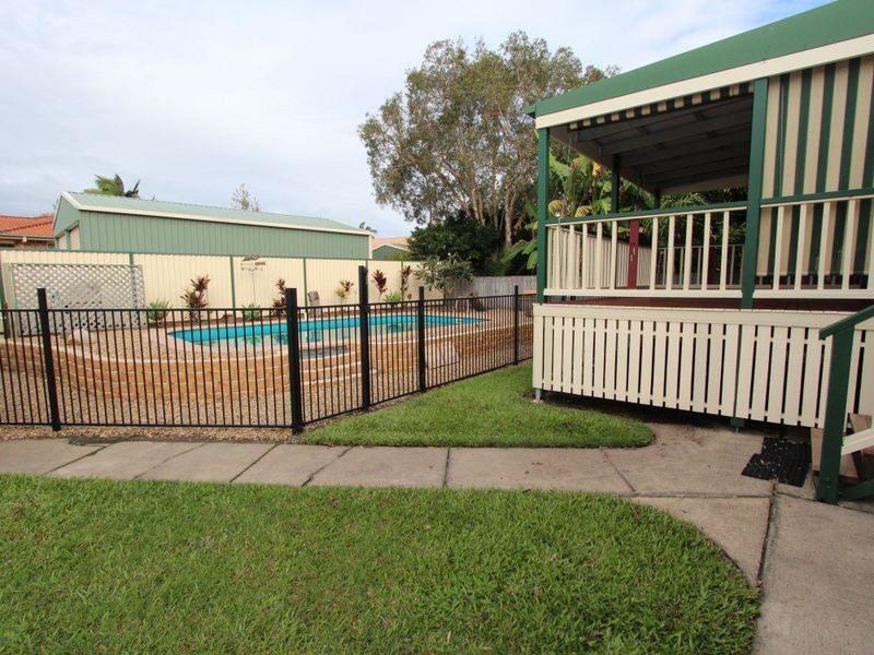 26 Crescent Avenue, Hope Island QLD 4212