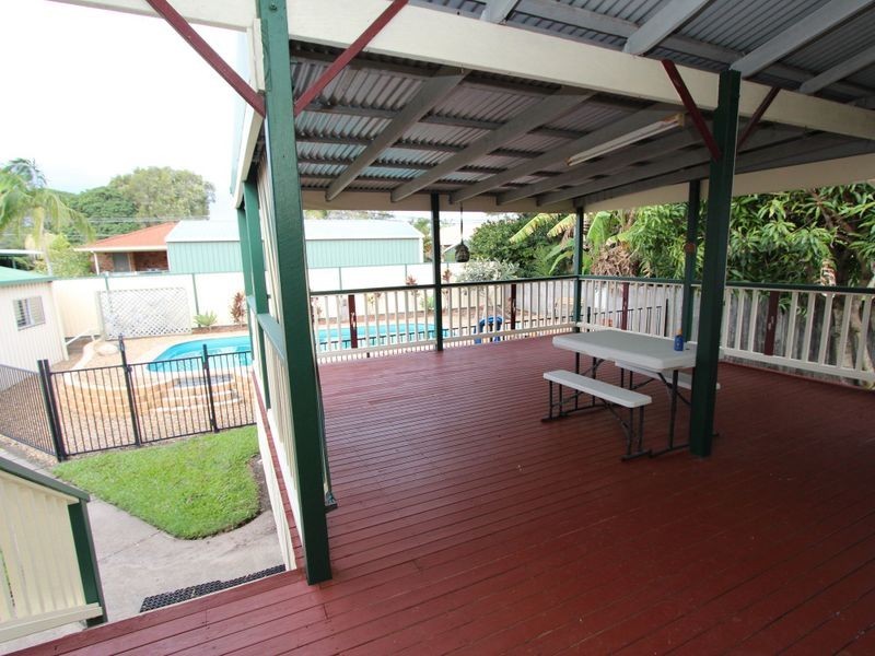 26 Crescent Avenue, Hope Island QLD 4212