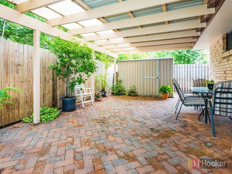 38 Sundown Drive, Paradise Point QLD 4216