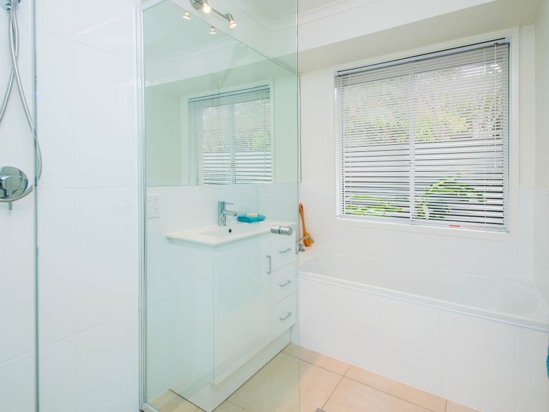 1 & 2/38 Howard Street, Runaway Bay QLD 4216