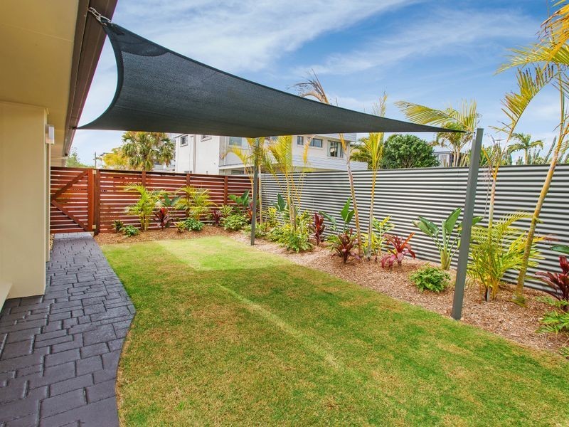 1 & 2/38 Howard Street, Runaway Bay QLD 4216