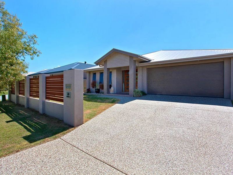 28 Iridium Drive, Hope Island QLD 4212