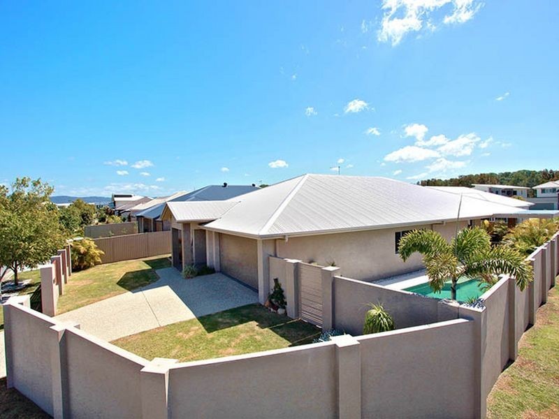 28 Iridium Drive, Hope Island QLD 4212