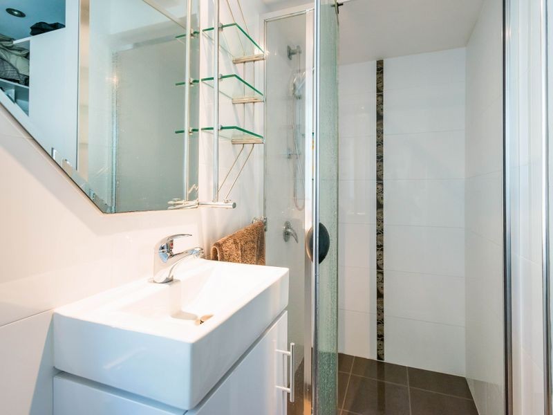 287 Morala Avenue, Runaway Bay QLD 4216