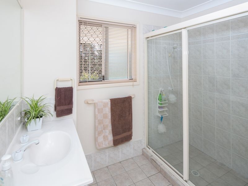 36 Boykambil Esplanade South, Hope Island QLD 4212