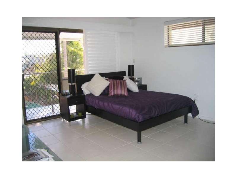 1 DIRK HARTOG PLACE, Hollywell QLD 4216