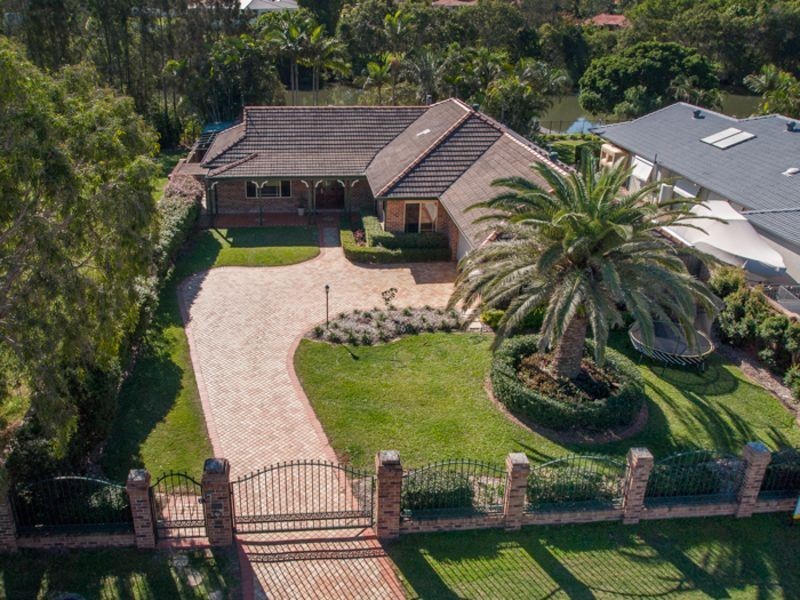 12 Saltwater Terrace, Helensvale QLD 4212