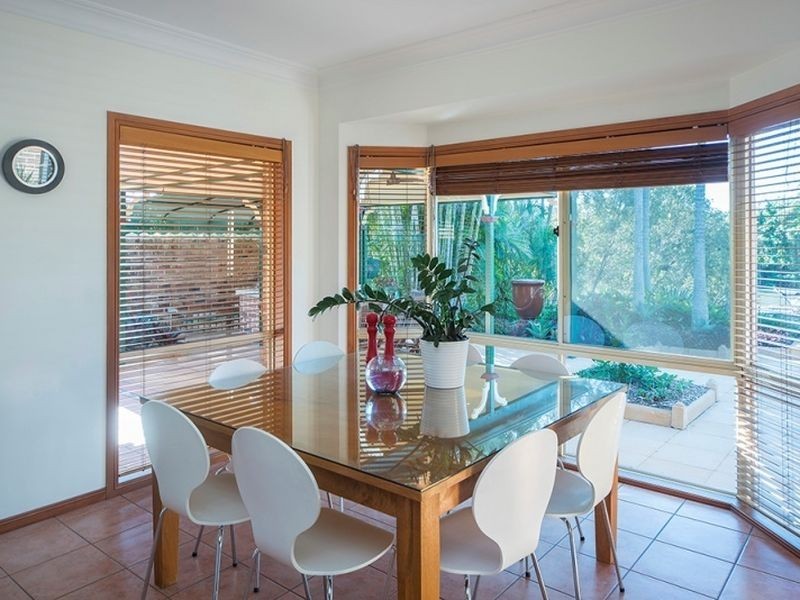 12 Saltwater Terrace, Helensvale QLD 4212