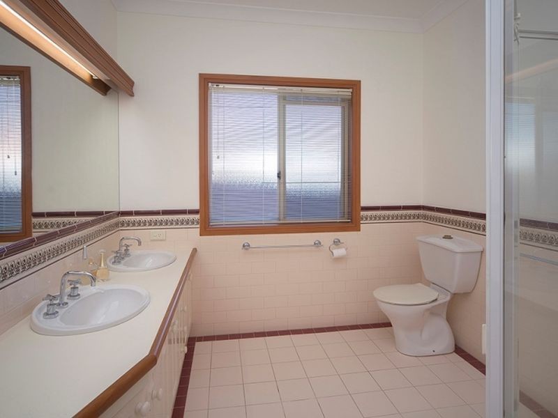 12 Saltwater Terrace, Helensvale QLD 4212