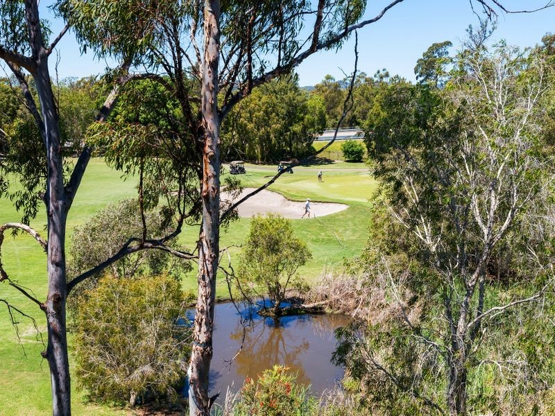 16/501 North Hill Drive, Robina QLD 4226