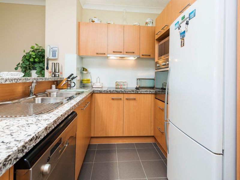 16/501 North Hill Drive, Robina QLD 4226