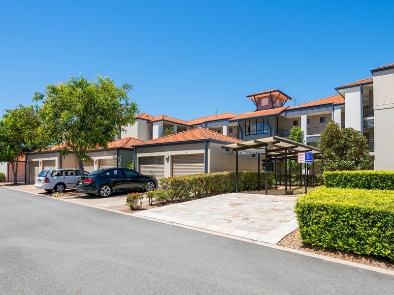 16/501 North Hill Drive, Robina QLD 4226