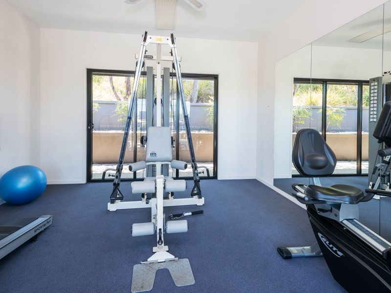 16/501 North Hill Drive, Robina QLD 4226