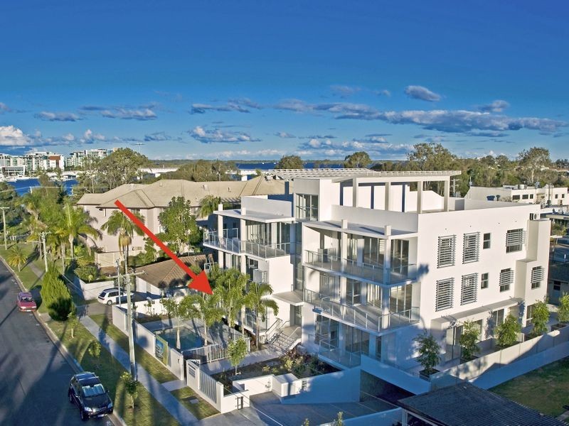 1/8-10 Victor Avenue, Paradise Point QLD 4216