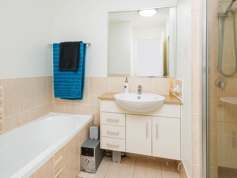 1/8-10 Victor Avenue, Paradise Point QLD 4216