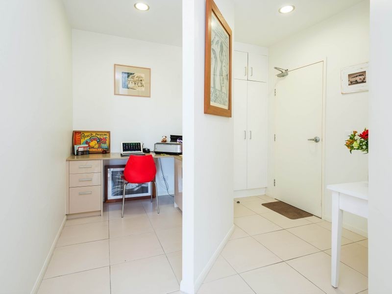 1/8-10 Victor Avenue, Paradise Point QLD 4216