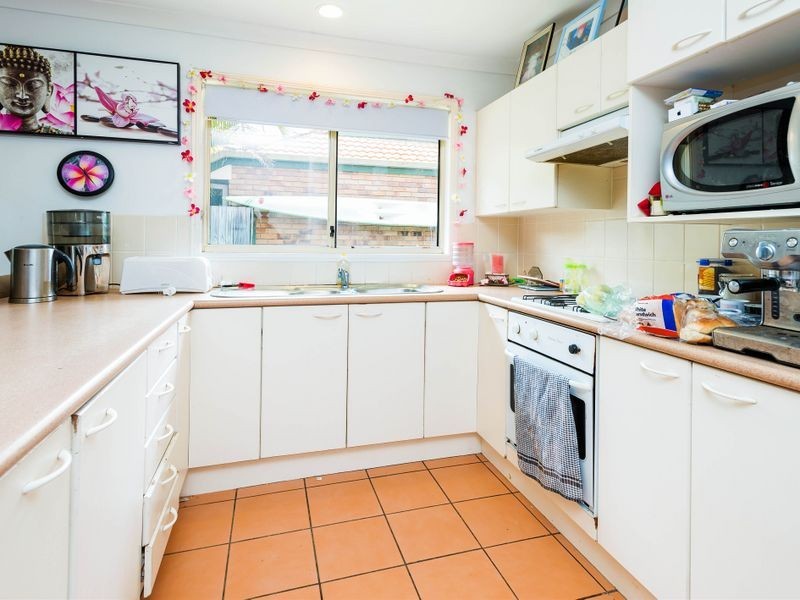 7 Matisse Court, Coombabah QLD 4216