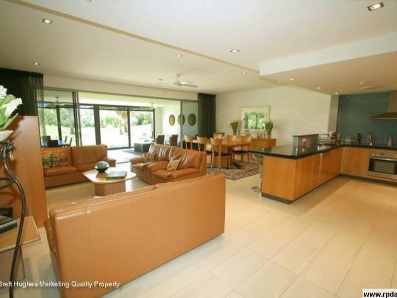 5205 Marine Drive West, Sanctuary Cove QLD 4212