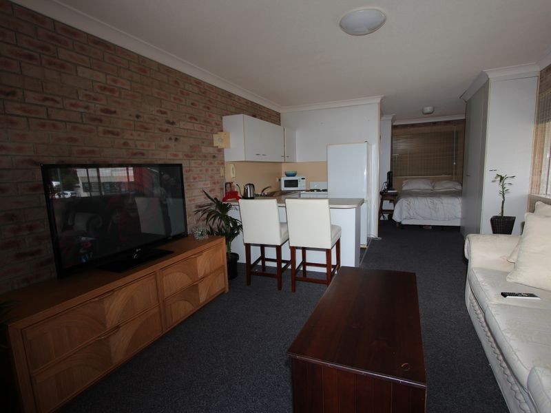 11/4 Brighton Street, Biggera Waters QLD 4216