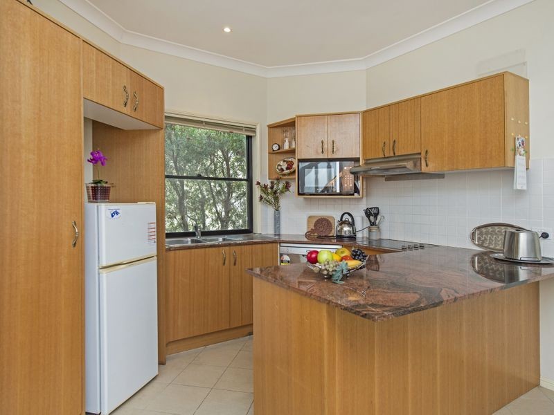 10/141 Cotlew Street, Ashmore QLD 4214