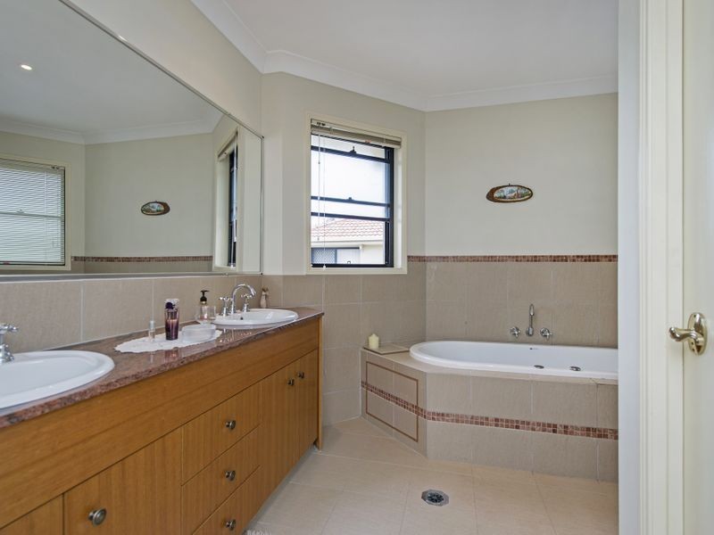 10/141 Cotlew Street, Ashmore QLD 4214