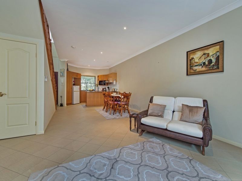 10/141 Cotlew Street, Ashmore QLD 4214