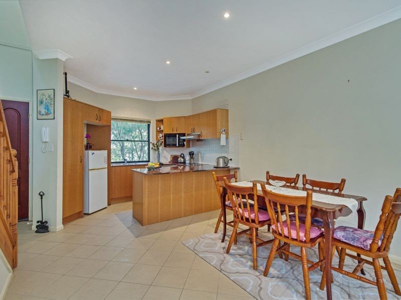 10/141 Cotlew Street, Ashmore QLD 4214