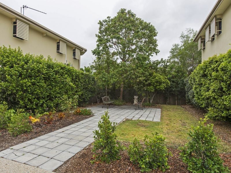 10/141 Cotlew Street, Ashmore QLD 4214
