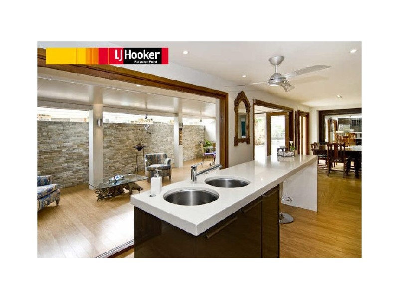 Hollywell QLD 4216