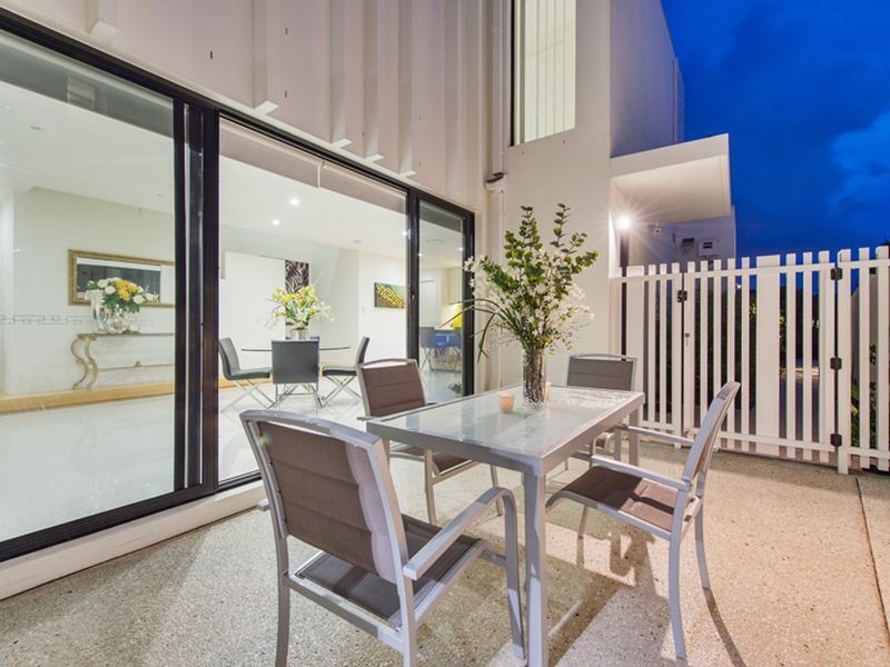 2632 The Address, Hope Island QLD 4212