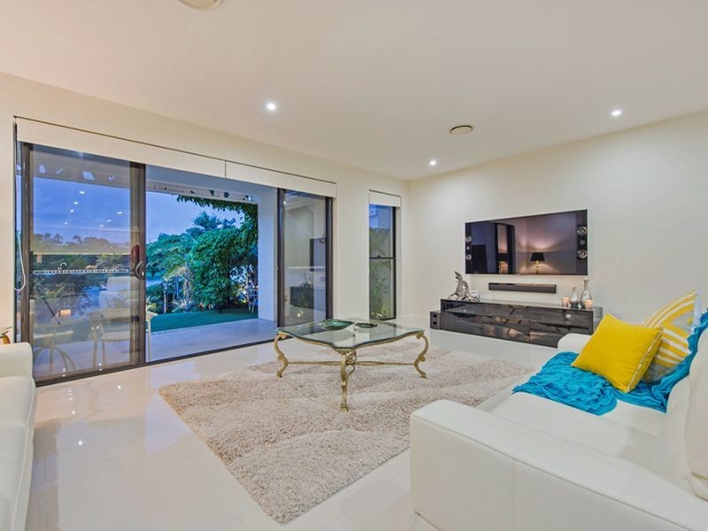 2632 The Address, Hope Island QLD 4212