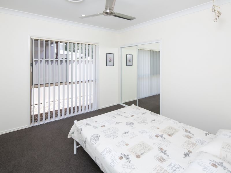18 Rhodium Crescent, Hope Island QLD 4212